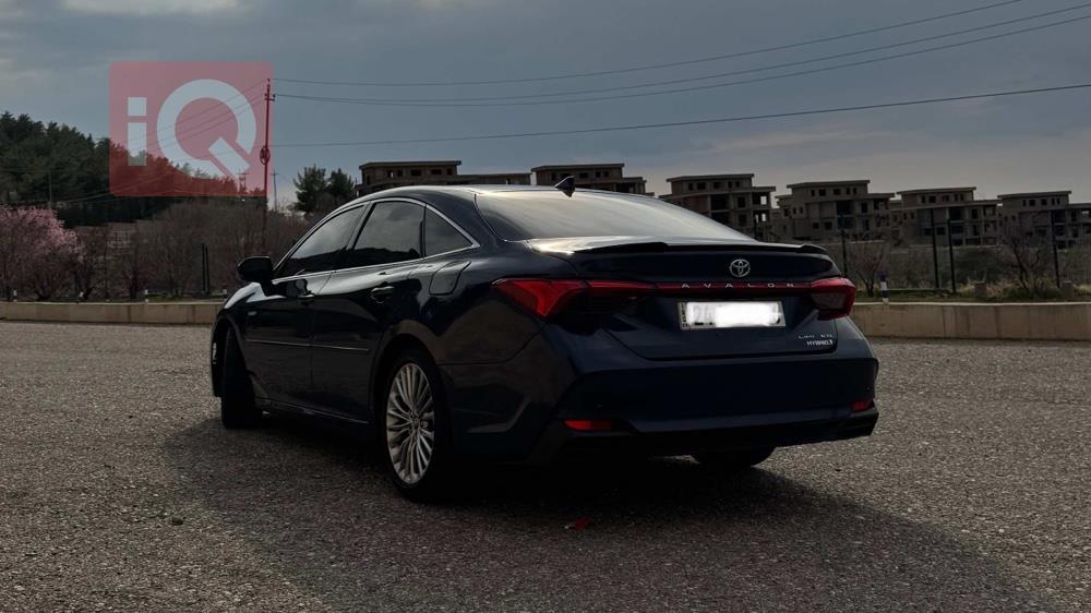 Toyota Avalon